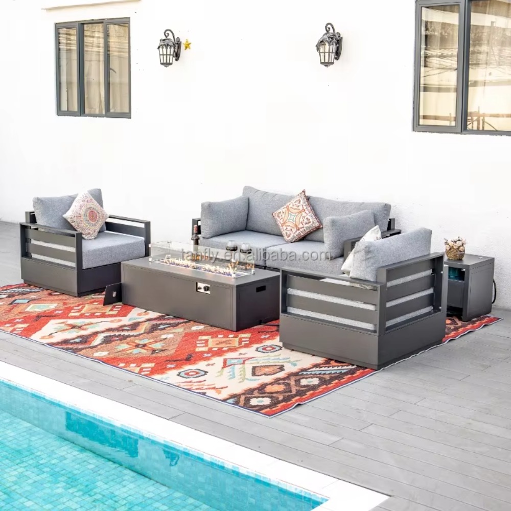 Outdoor Furniture And Fire Pit - Conjunto de Móveis para Exterior de
